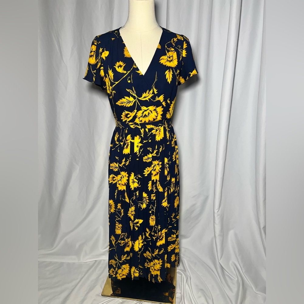 Crew Printed pleated midi wrap dress | size 2 - Picture 11 of 13